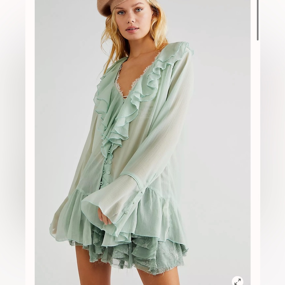 Free People Callie Sheer Ruffles Romantic flowy Bell Sleeve Tunic Blouse S